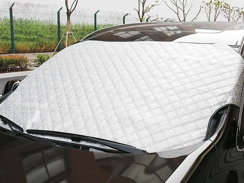 Tác dụng của tấm che nắng ô tô